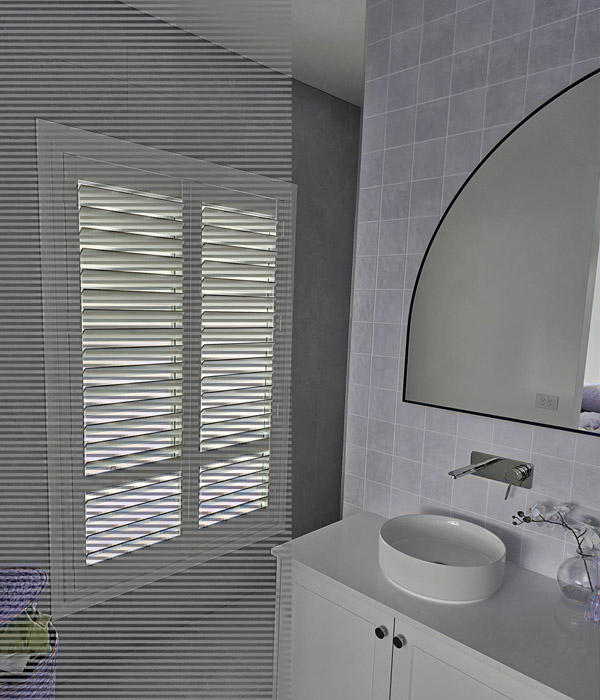 Plantation shutter